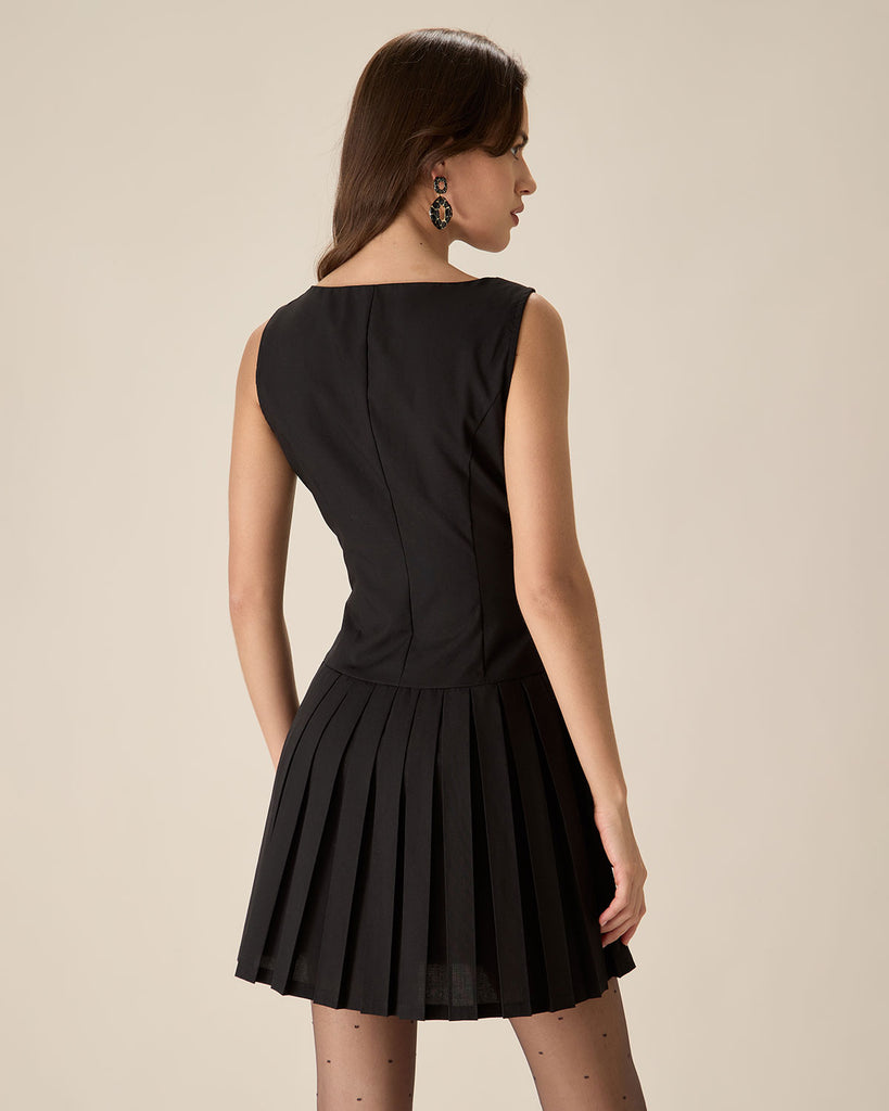 Black Boat Neck Pleated Mini Dress